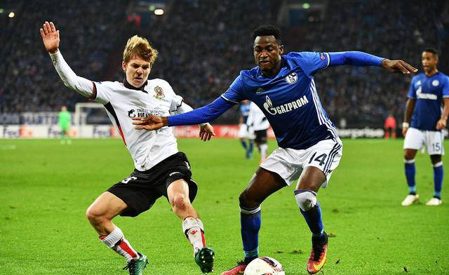 沙尔克客场惨败，球队遭遇连败