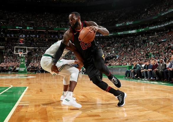 火箭队胜出生死战，晋级下一轮