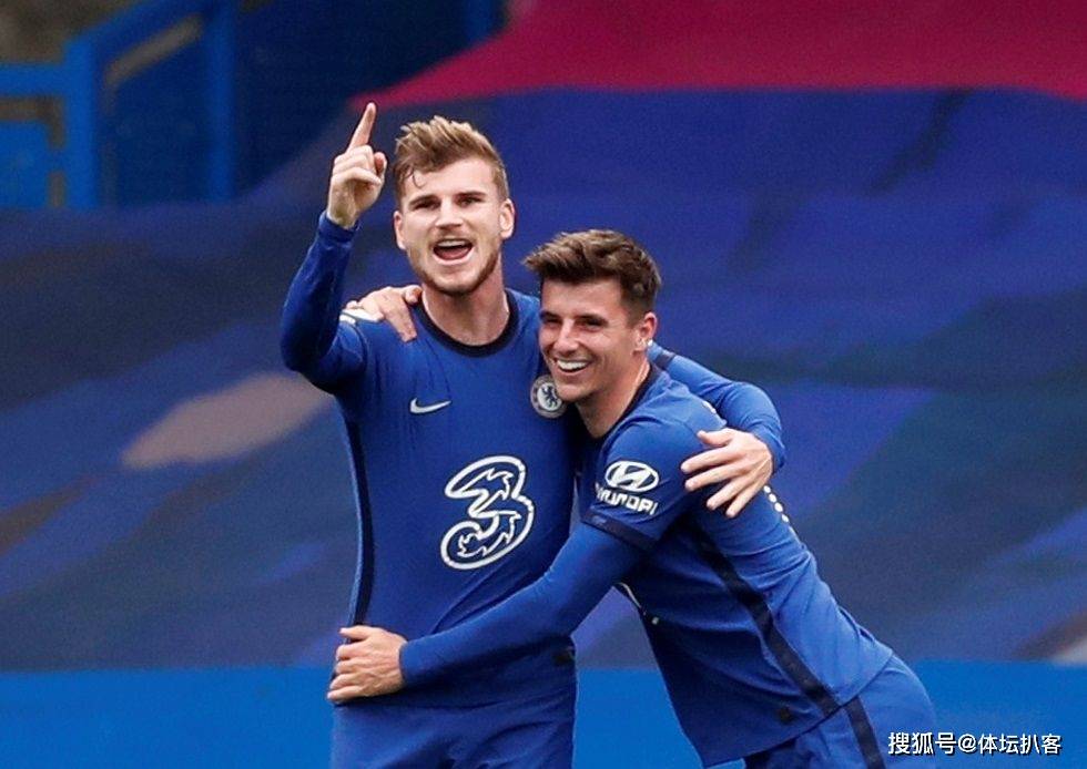 豪门对决!赛车上演世纪大战 豪门对决!赛车上演世纪大战