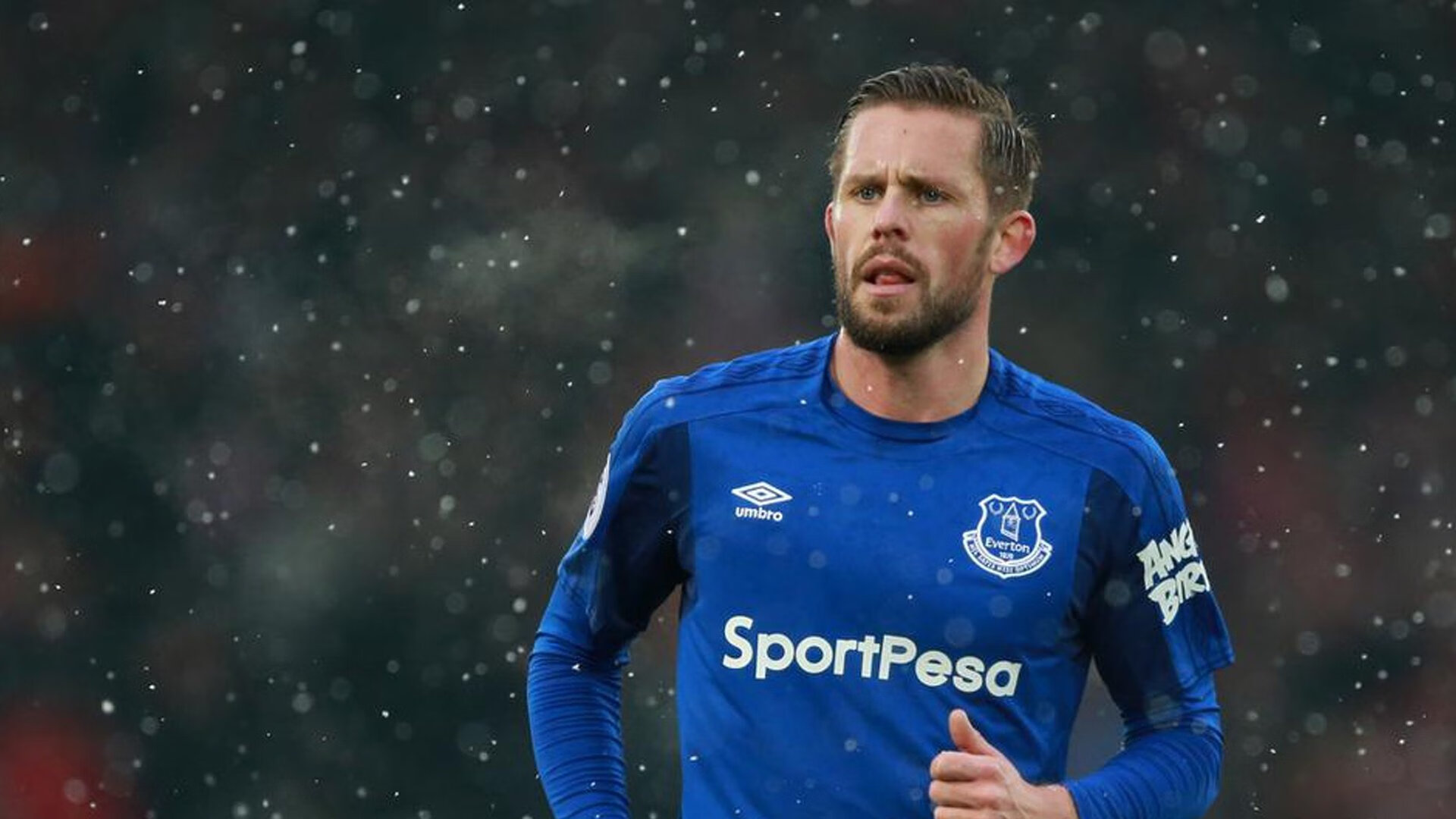 拉亚独造三球演绎沙漠风暴，沙特3-0伊朗背后的体育外交突围